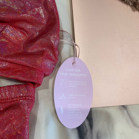 Tasteful Girls Matching Festival Set - Picture 3 of 5